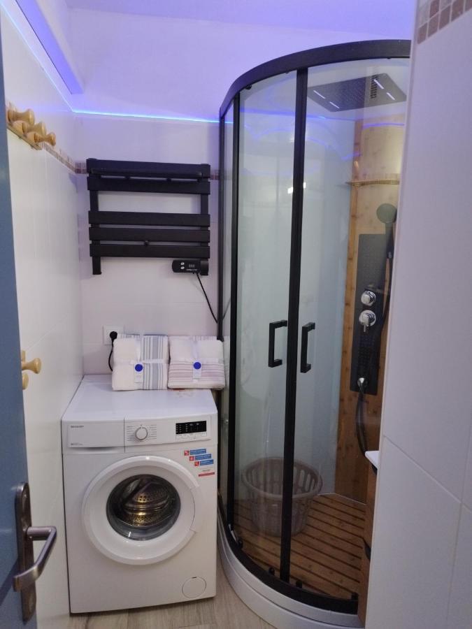 Confort Sur Le Port Gruissan Ngoại thất bức ảnh